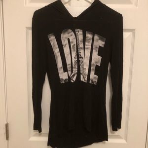 Love thin hooded shirt